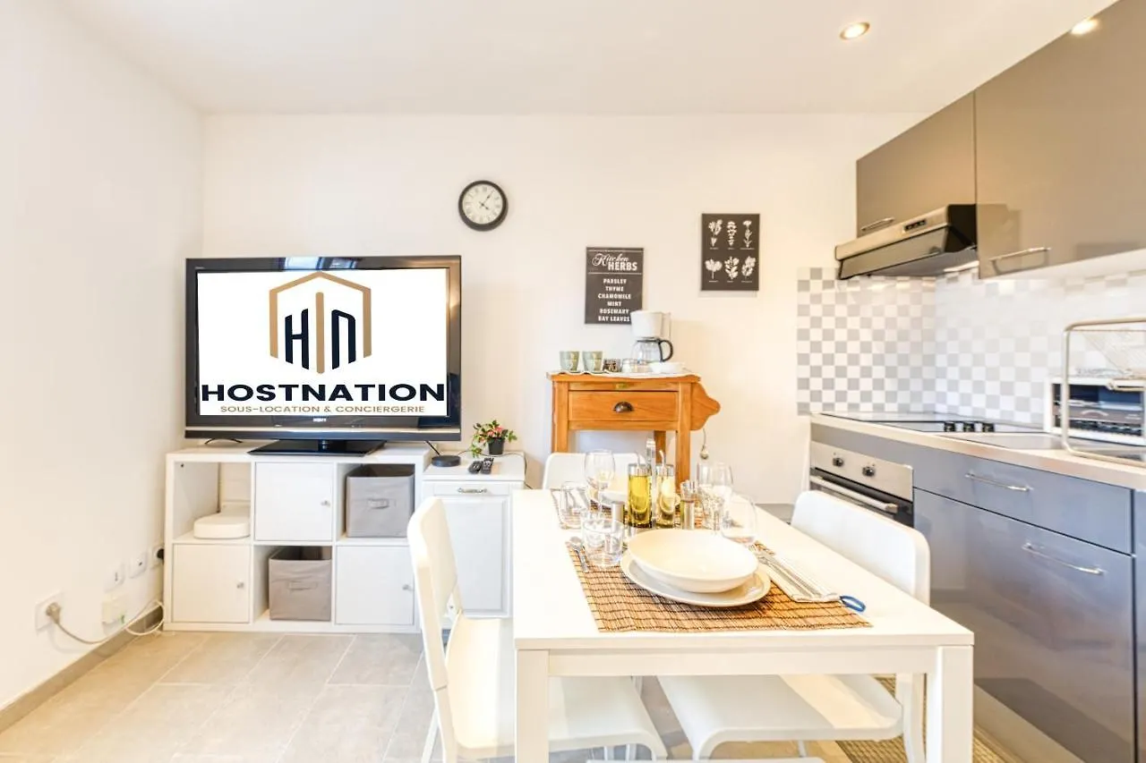 Le Petit Ideal Confort Gare Netflix Stationnement Proche Et Gratuit Grenoble Frankrike